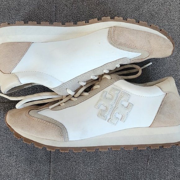 Tory Burch Vibtage Nylon Sneakers - Picture 4 of 6